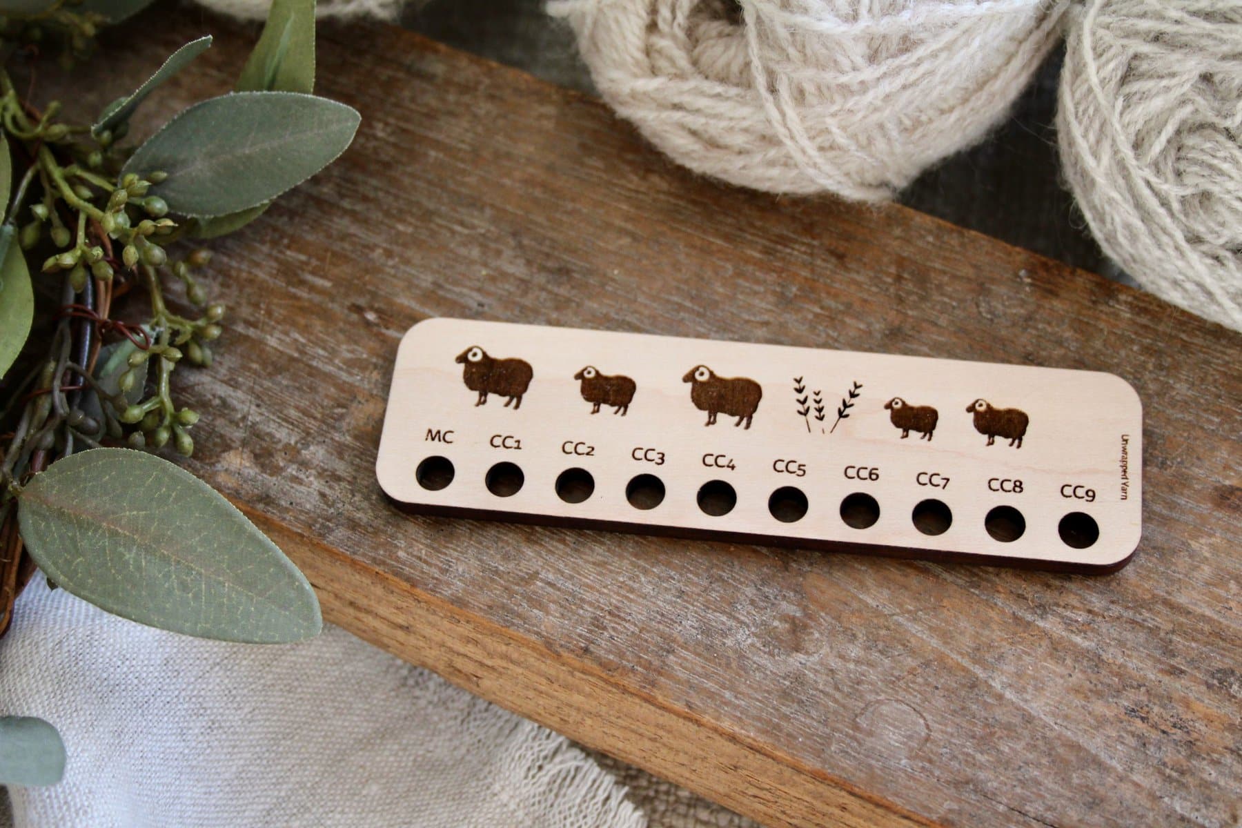 Colourwork Reference Tool with Sheep Design for 10 Strands - Image 2