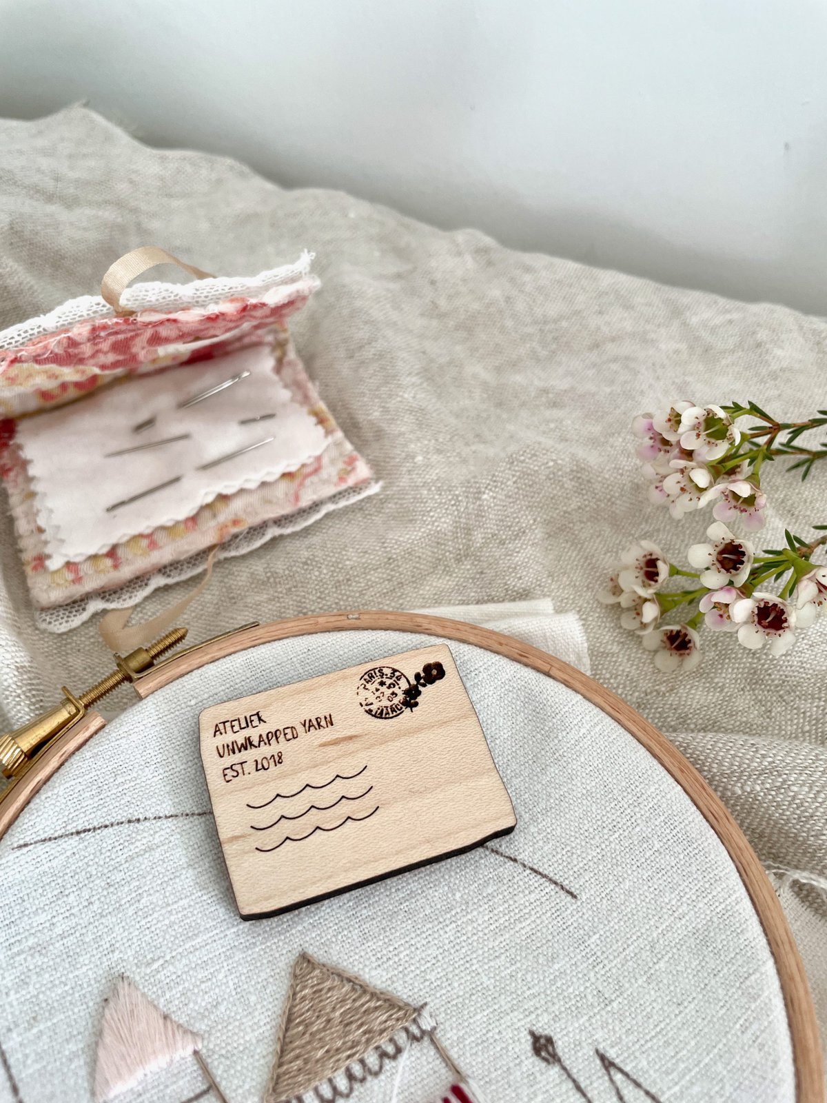Unwrapped Yarn Needle Minder