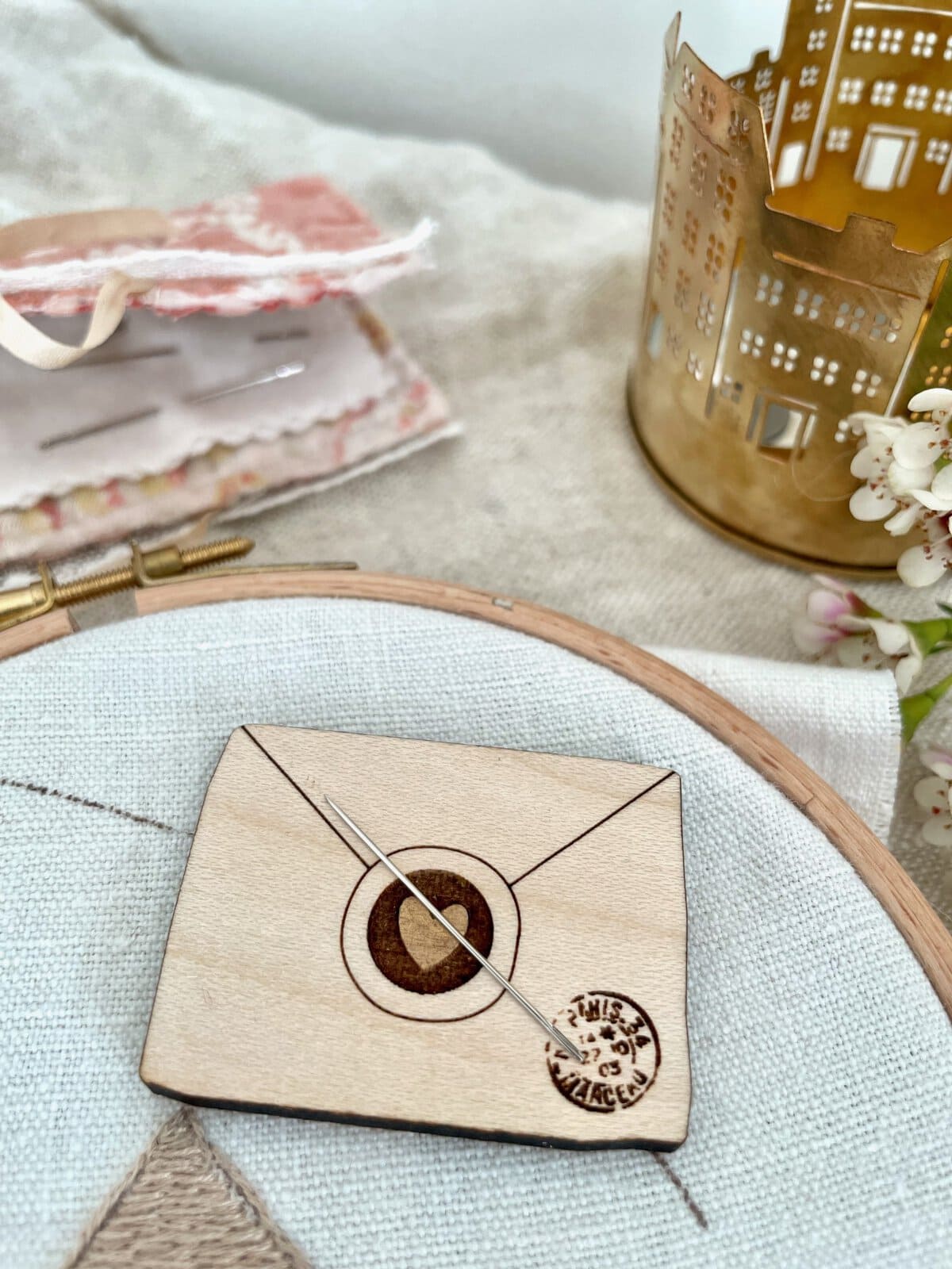 Sealed with Love Stamp Needle Minder - Image 2