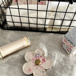 Forget Me Not Blue Floral Needle Minder