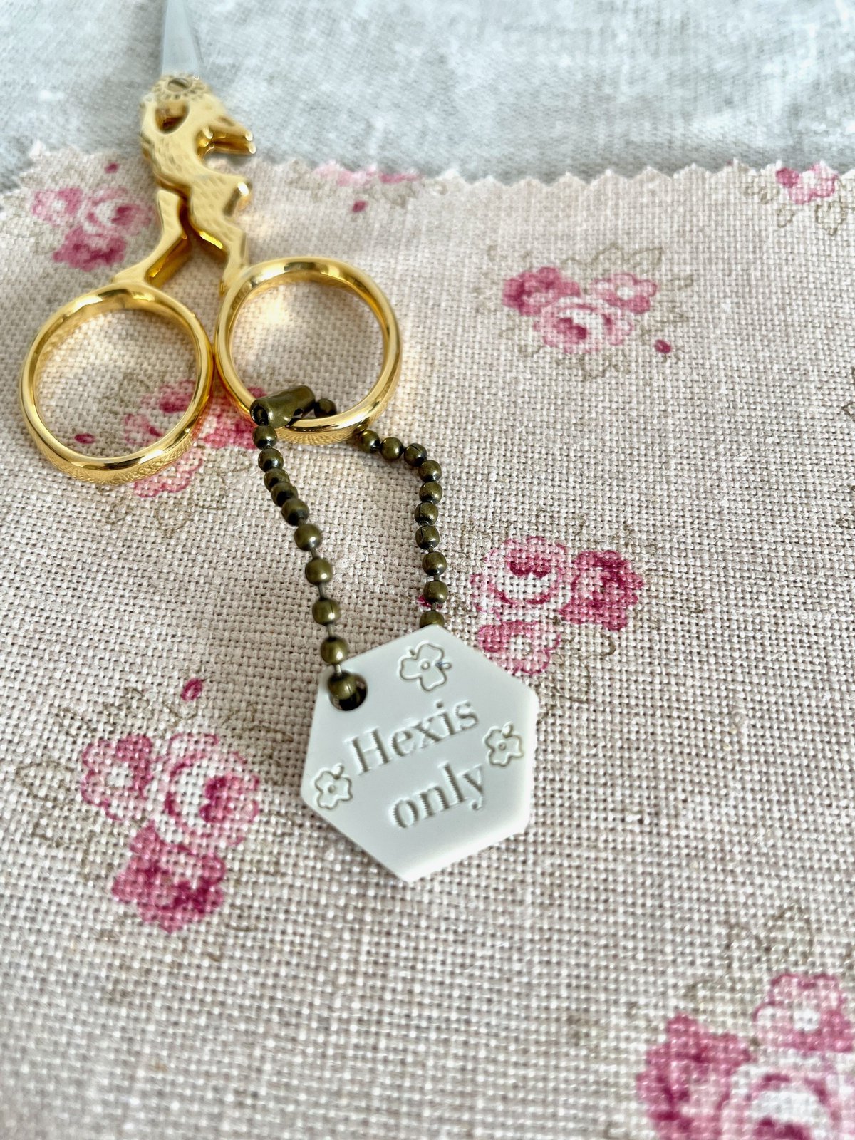 Hexis Only Scissor Charm - Image 2