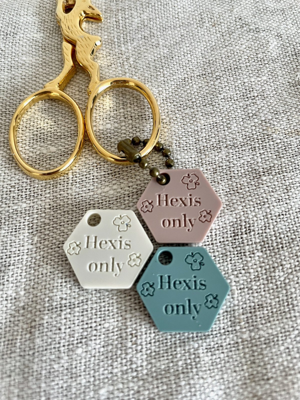 Hexis Only Scissor Charm
