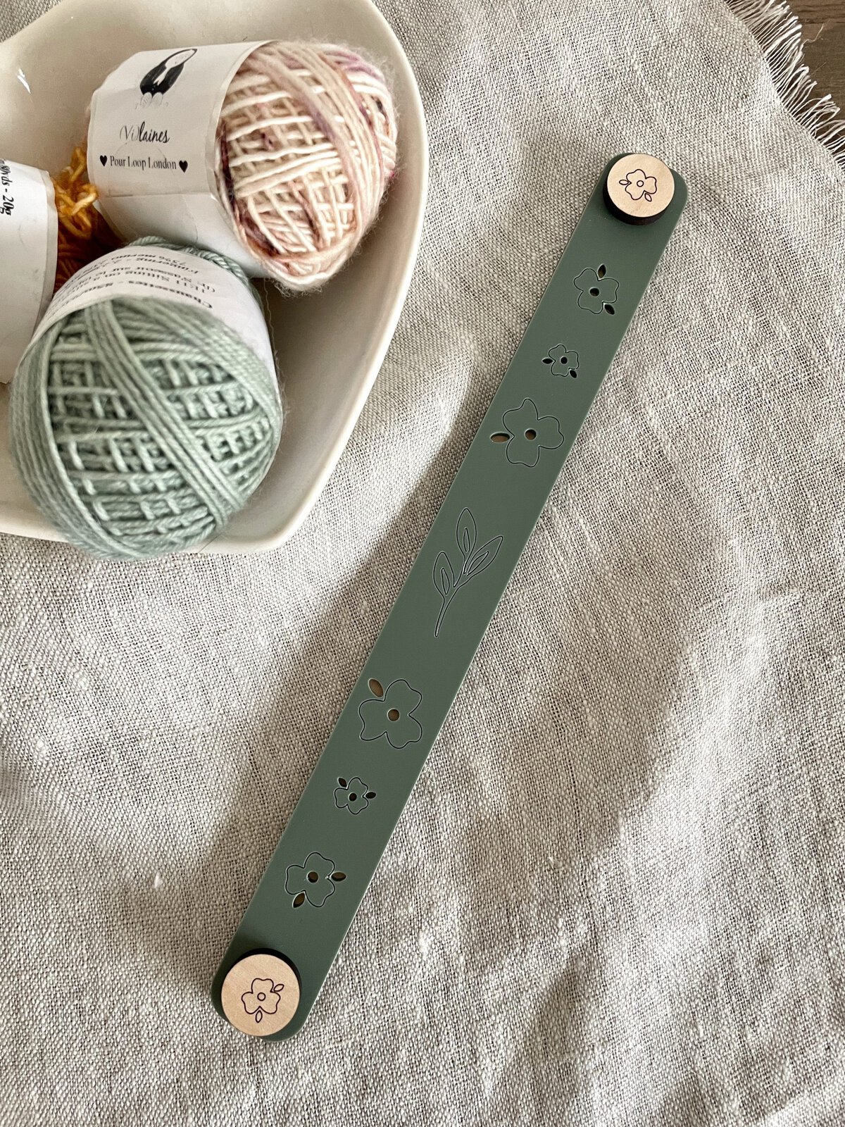 Floral Forest Green Pattern Tracker