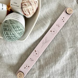 Light Rose Floral Pattern Tracker