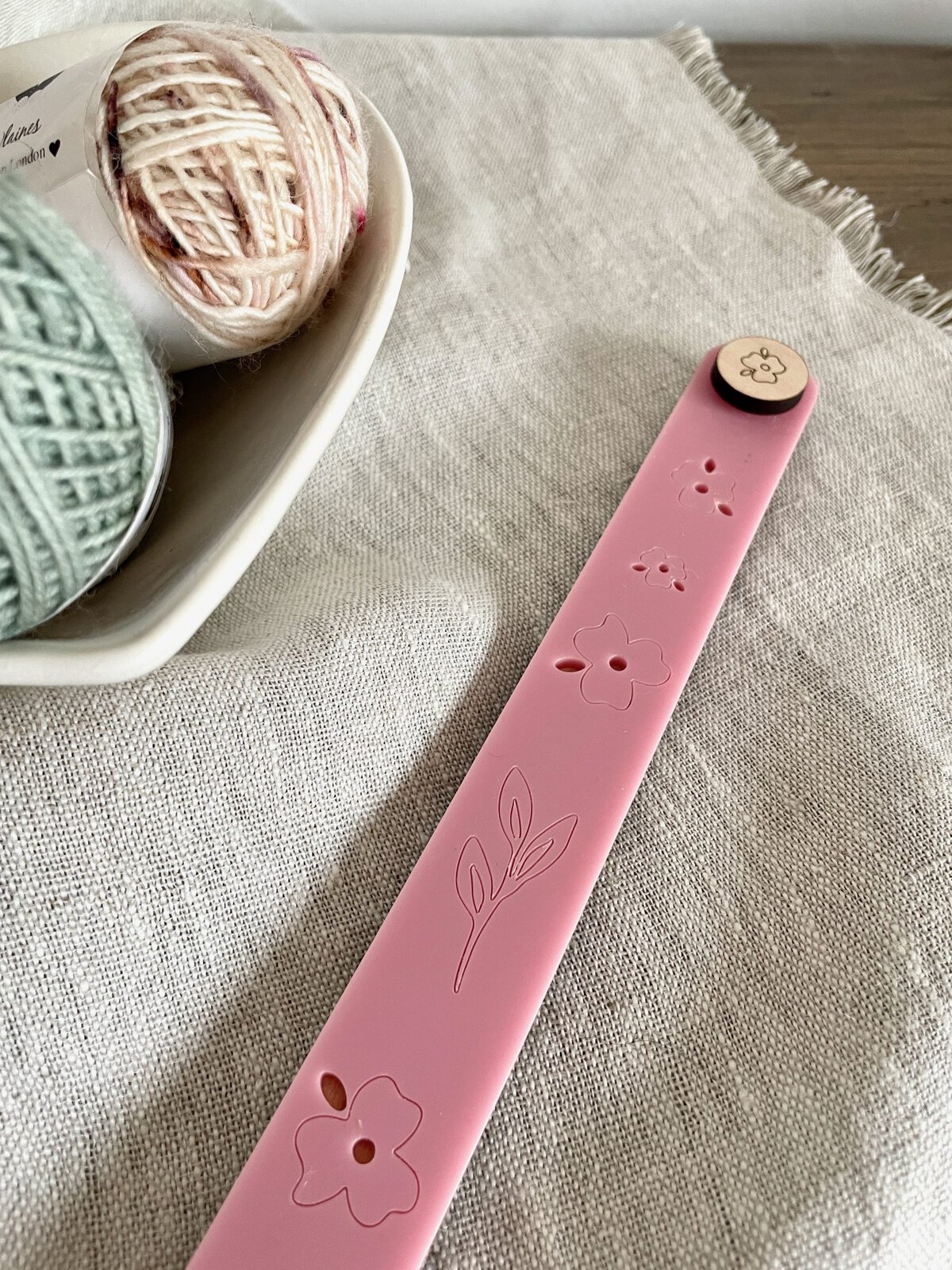 Pink Floral Pattern Tracker - Image 3