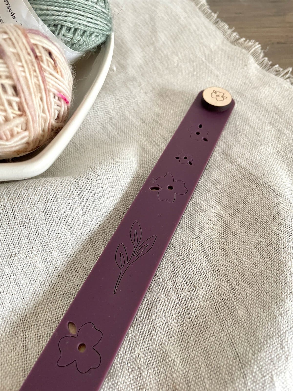Floral Plum Pattern Tracker - Image 3