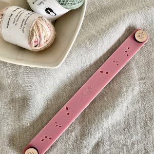 Pink Floral Pattern Tracker