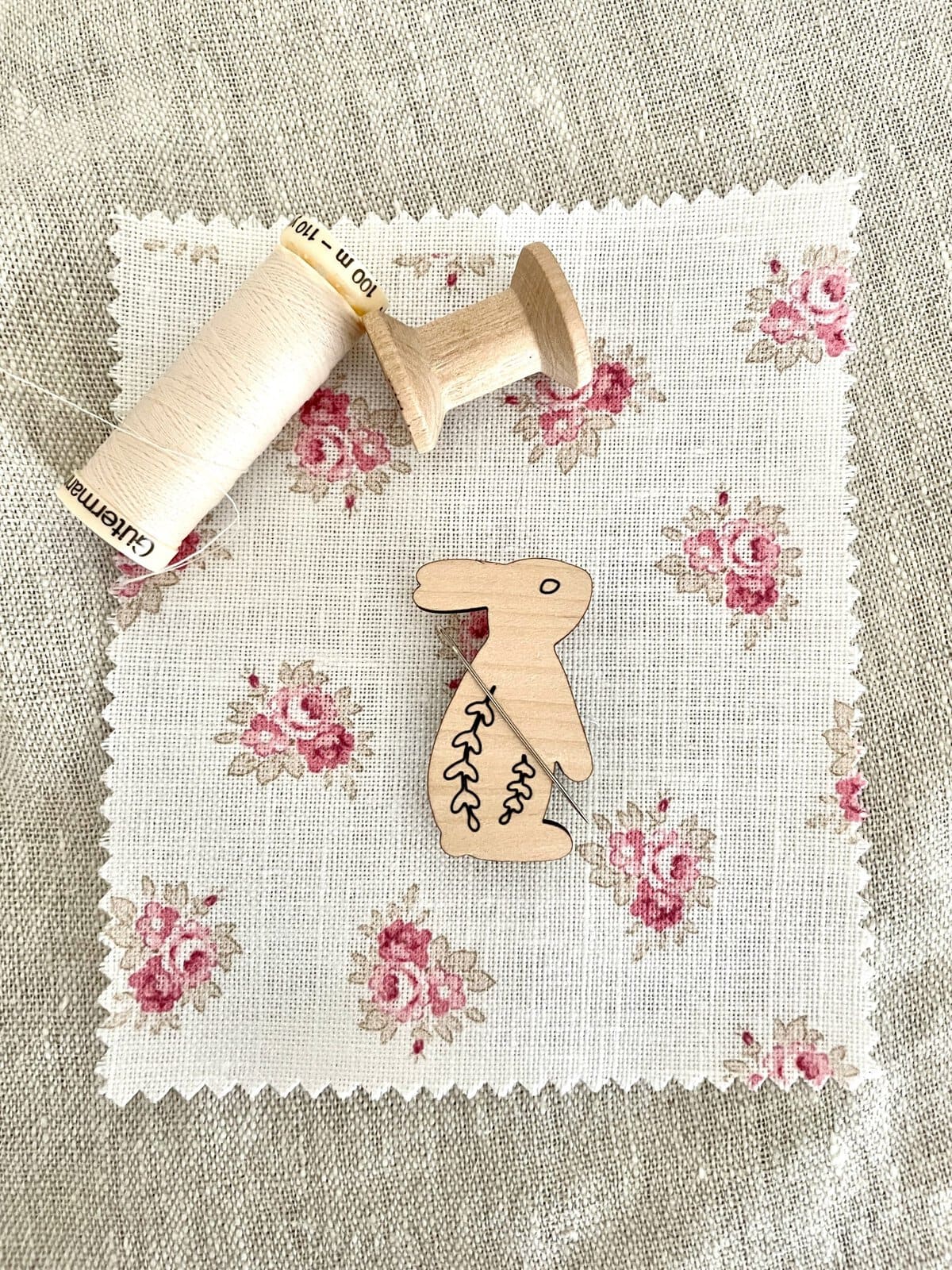 Wooden Rabbit Needle Minder