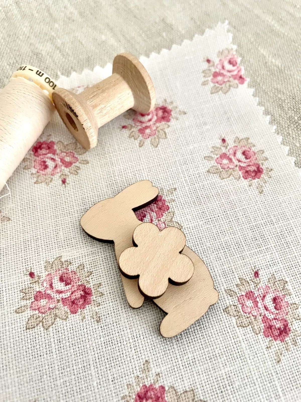 Antique Rose Rabbit Needle Minder - Image 3