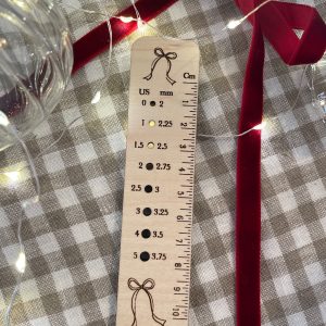 Knitting Needle Gauge and Ruler with Ribbon Bow Design