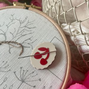 Cherry Needle Minder
