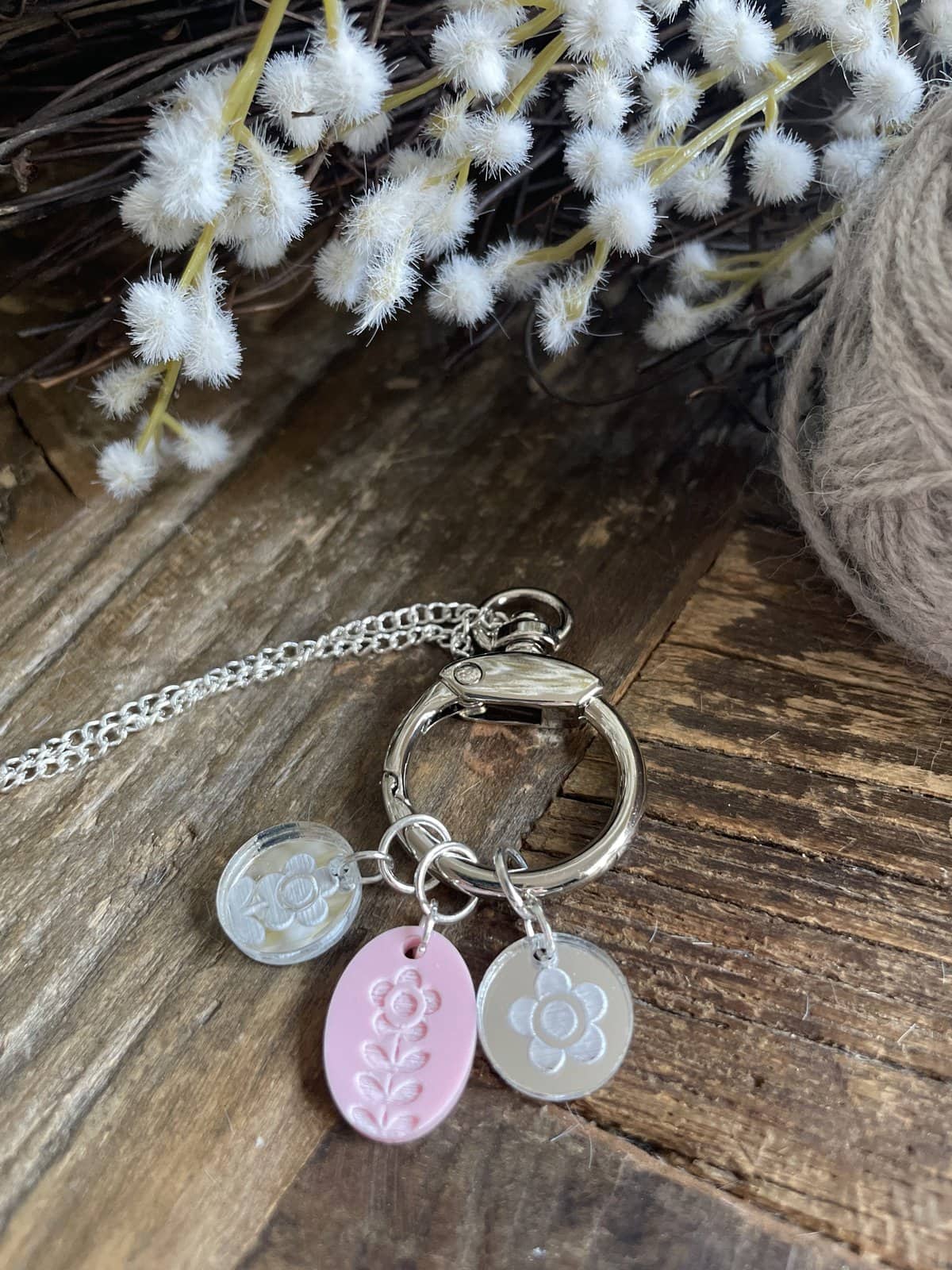 Floret Stitch Marker Necklace with Chain - Image 3