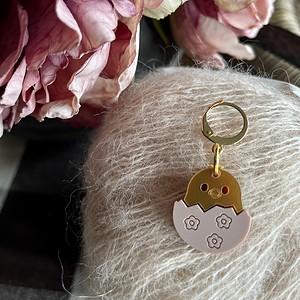 Chick in Egg Stitch Marker