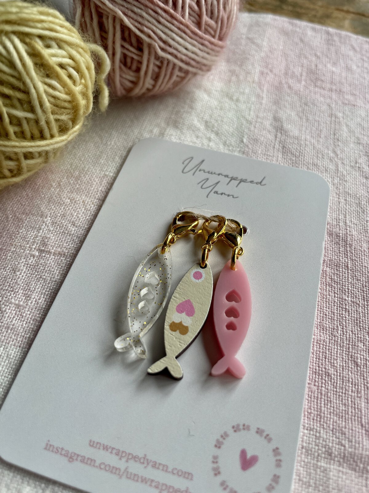 Pink Gingham Sardine Tin with Matching Notions - Image 5