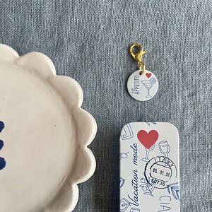 Vacation Mode Tin and Matching Notion