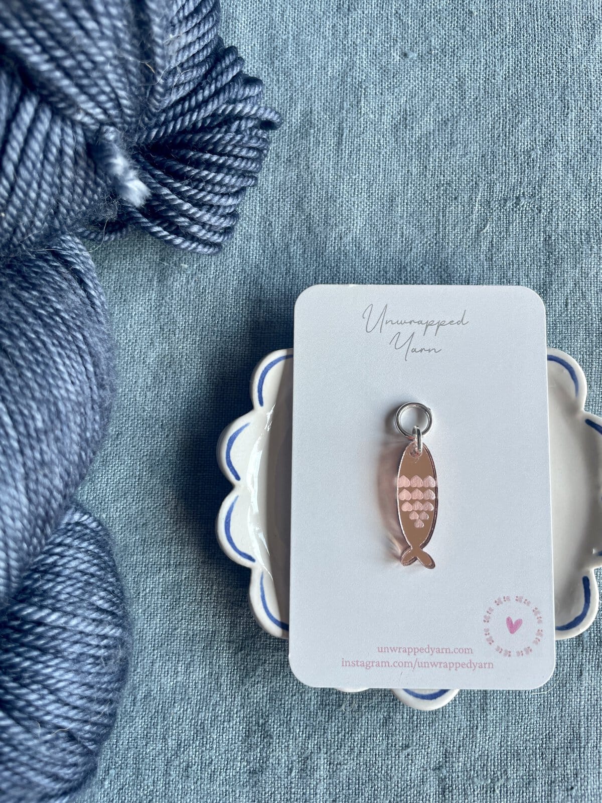 Mirrored Sardine Stitch Marker - Image 3