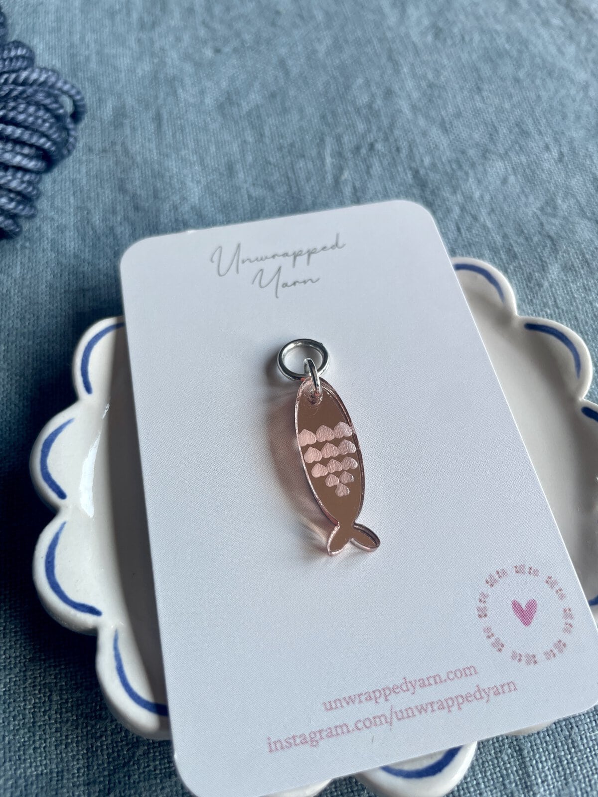 Mirrored Sardine Stitch Marker - Image 4