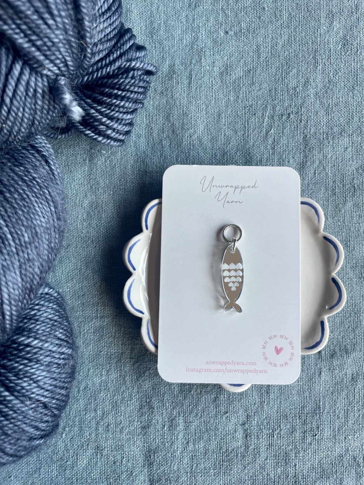Mirrored Sardine Stitch Marker - Image 2
