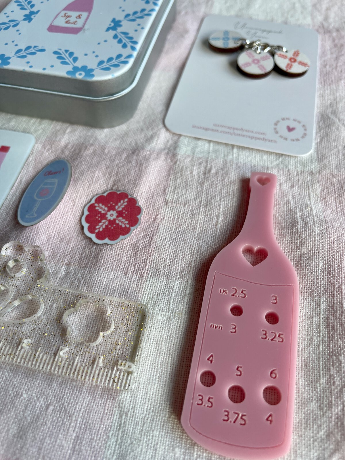 Sip and Knit or Crochet Tin Gift Set - Image 2