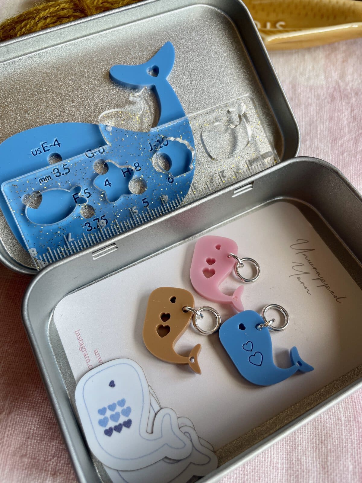Whale with Hearts Tin Gift Set - Image 2