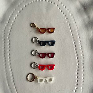 Pair of Glasses Stitch Marker
